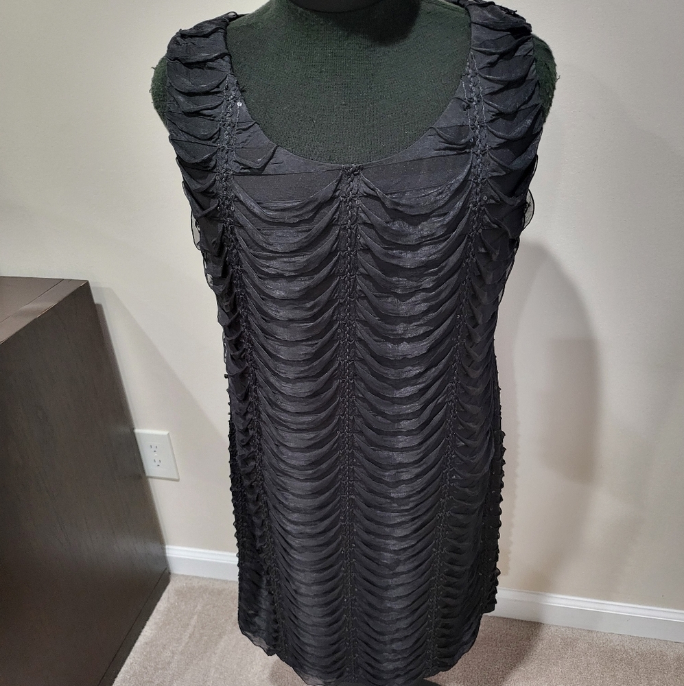R&M Richard, black, special occasion, sleeveless, has some sequence sz16,stretch - Picture 2 of 9